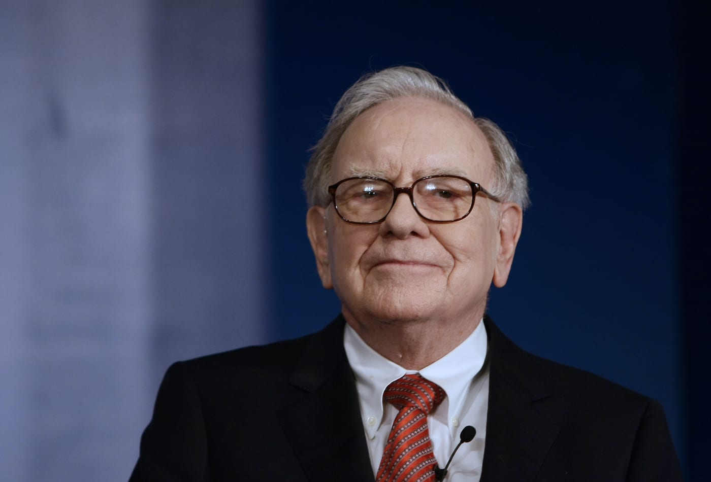 Warren Buffett bậc thầy kiên nhẫn trong đầu tư và giao dịch